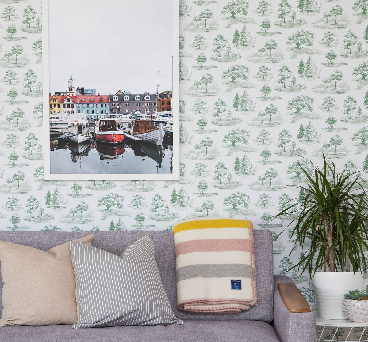 Image of Tree Toile in Green Wallpaper