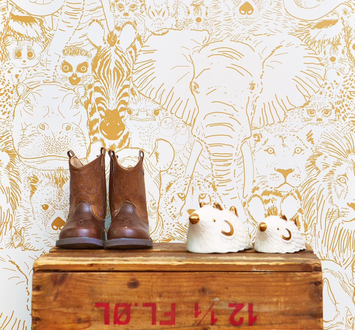 Image of Wild Thing in Gold and Cream Wallpaper