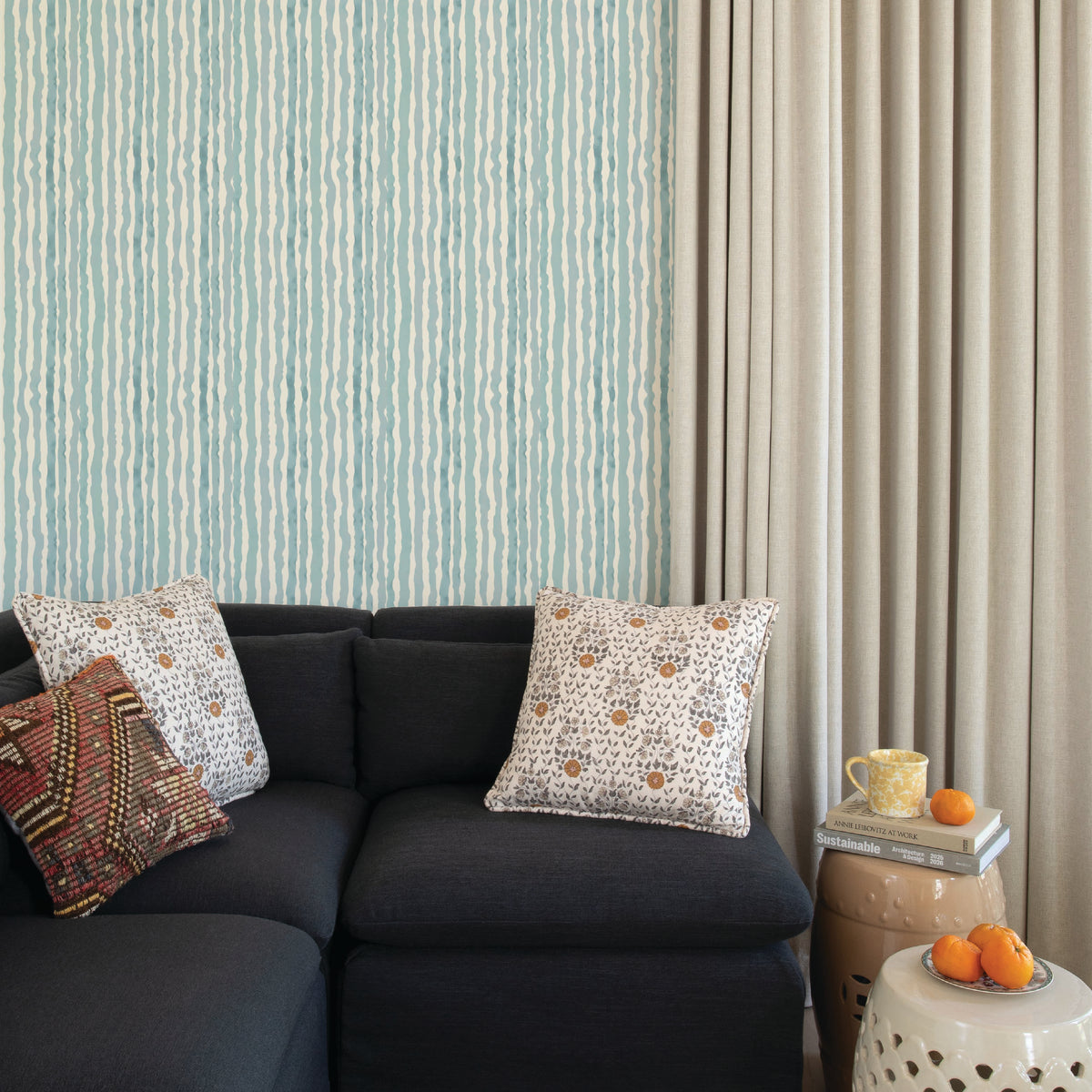Ribbon Wallpaper in Pool
