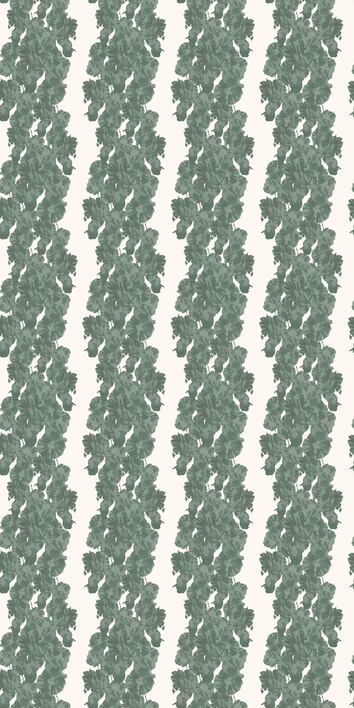 Vine Wallpaper in Ivy