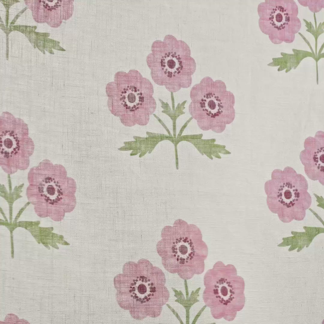 Video of Field Floral fabric in Mulberry